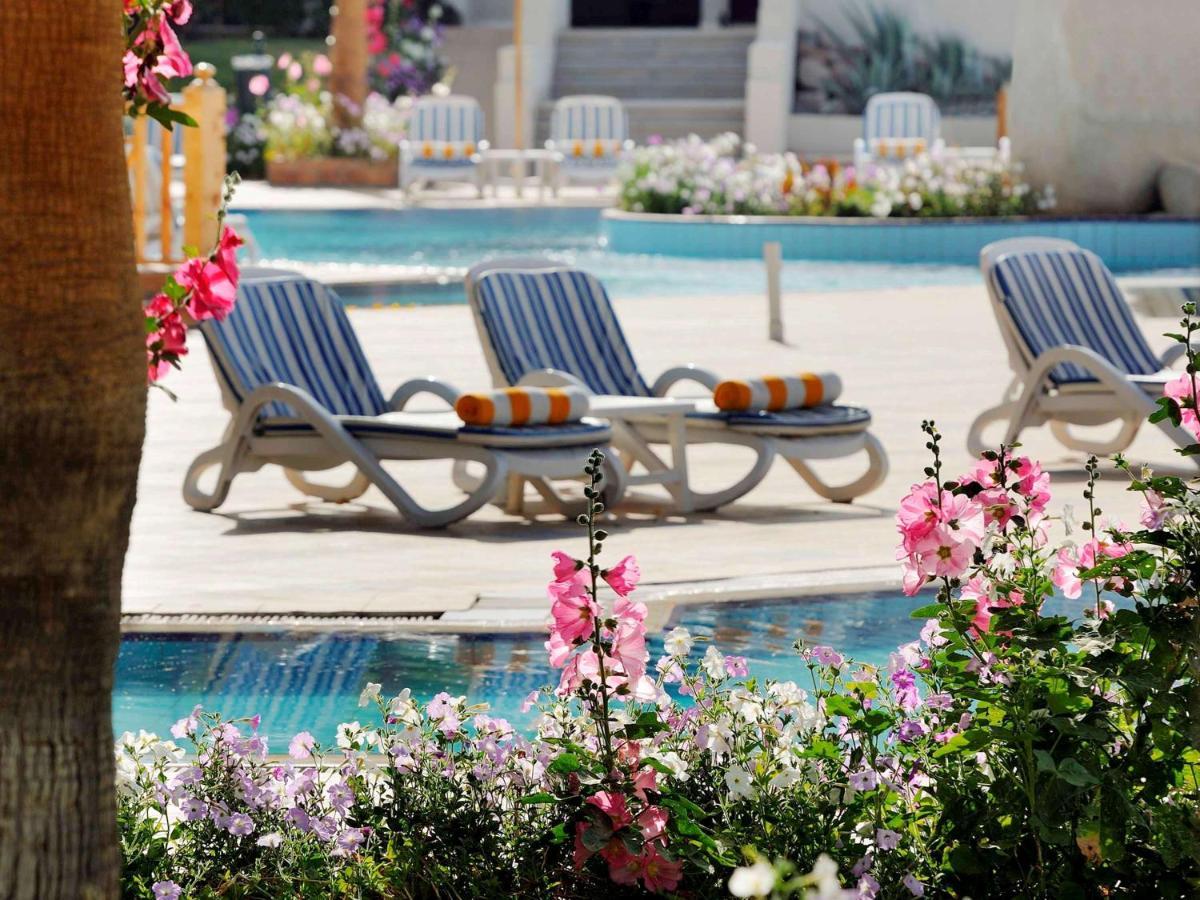 Naama Bay Promenade Beach Resort Managed By Accor Sharm el Sheikh Esterno foto Pool at the Grand Hotel
