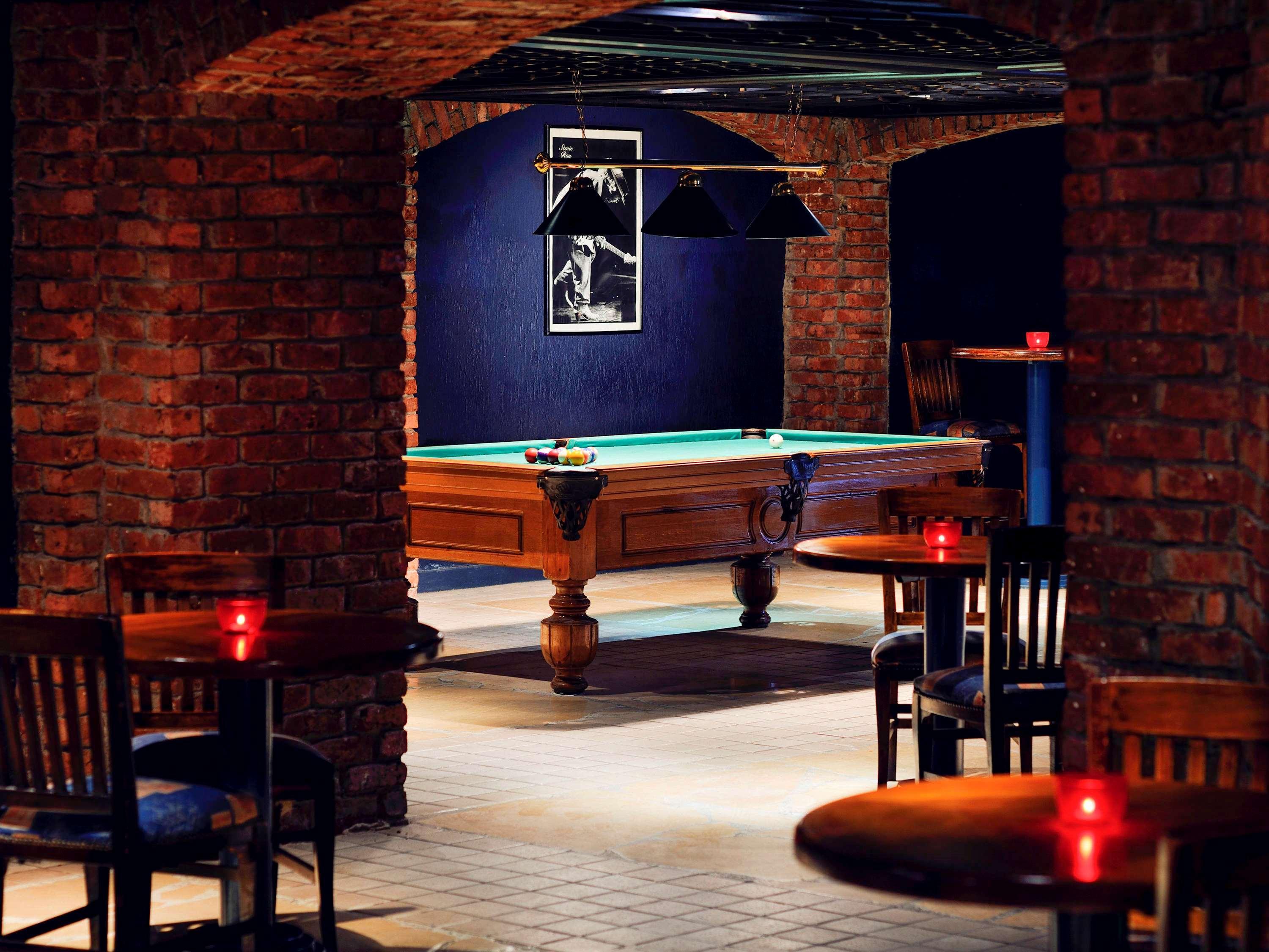 Naama Bay Promenade Beach Resort Managed By Accor Sharm el Sheikh Esterno foto The billiard room